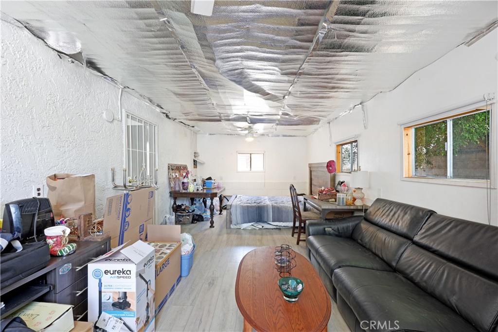 9016 Los Angeles Street Property Photo 15