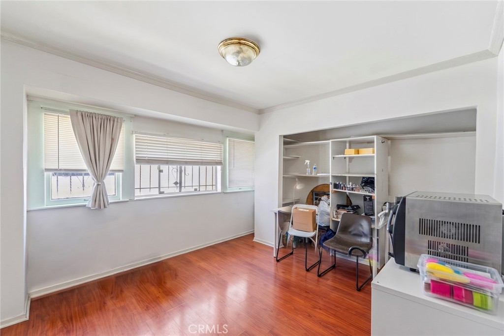 2920 Van Buren Property Photo 11