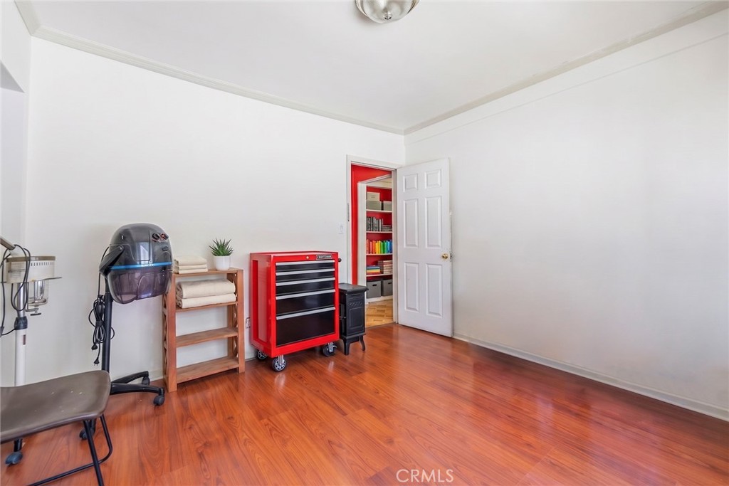 2920 Van Buren Property Photo 12