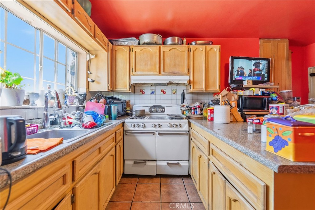 2920 Van Buren Property Photo 14