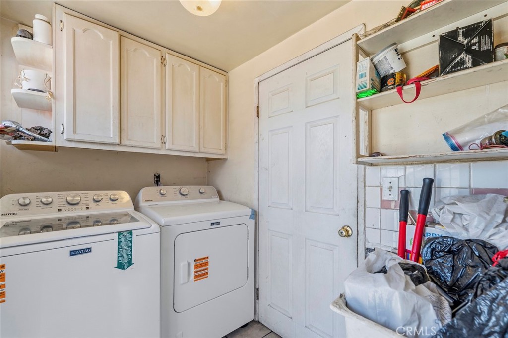 2920 Van Buren Property Photo 17