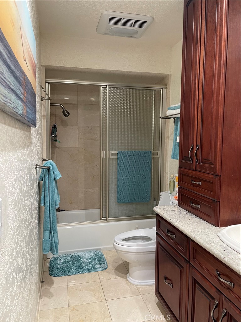 1140 E Ocean Boulevard 320 Property Photo 5