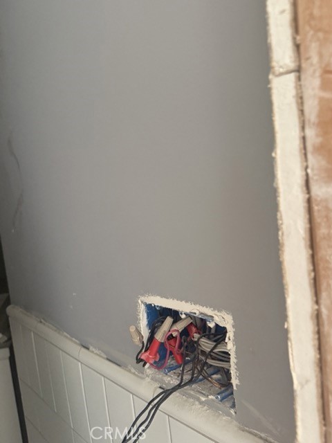 138 N Manhattan Property Photo 24