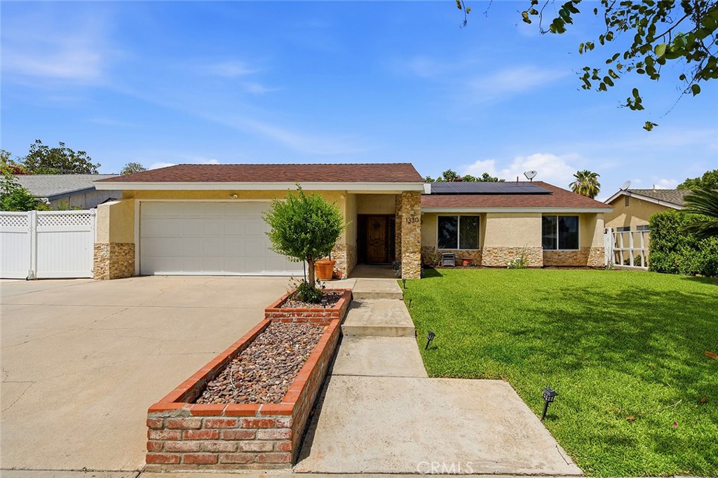 1330 Turquoise Property Photo 1