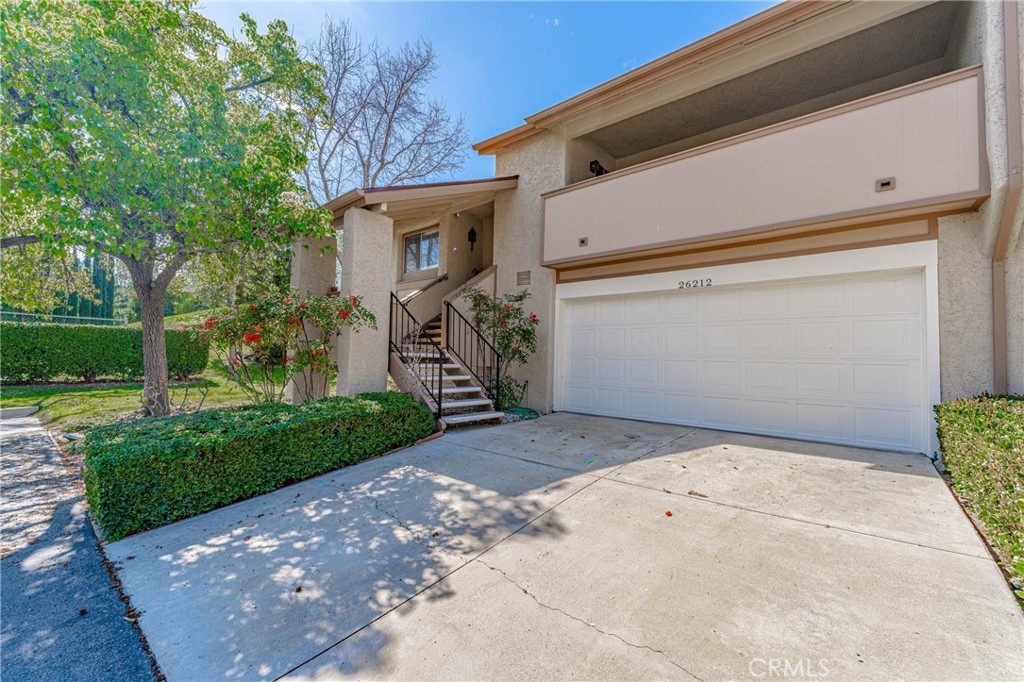 26212 Rainbow Glen Property Photo 1