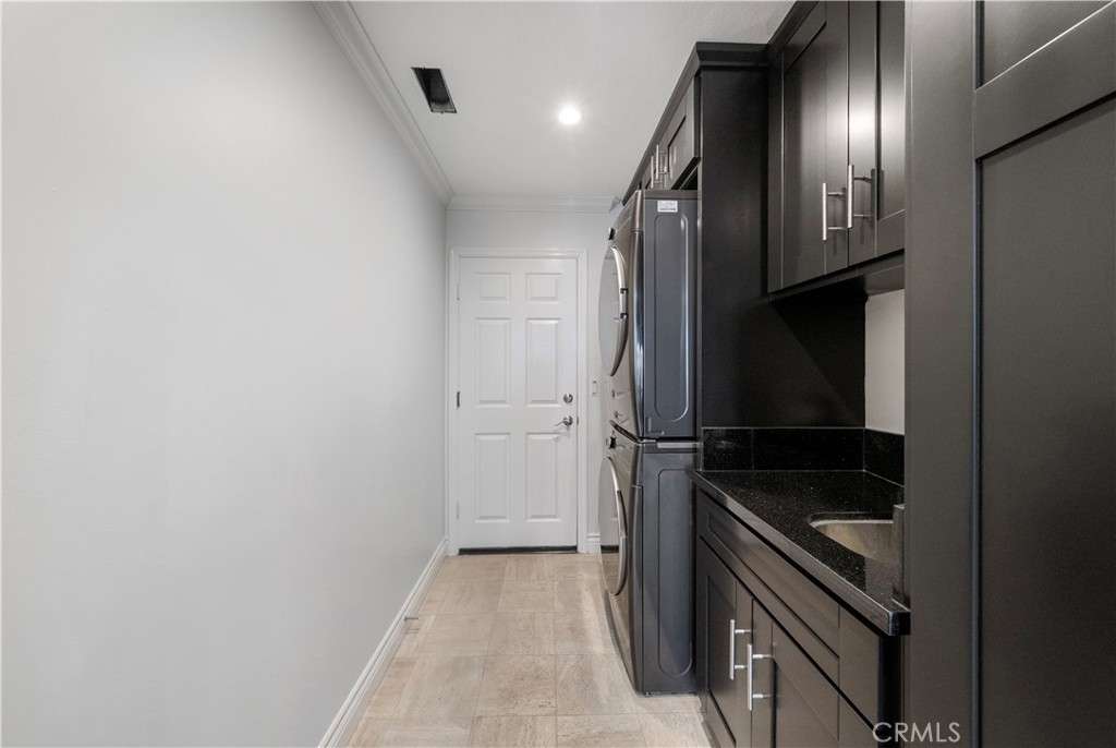 5530 Samantha Property Photo 29