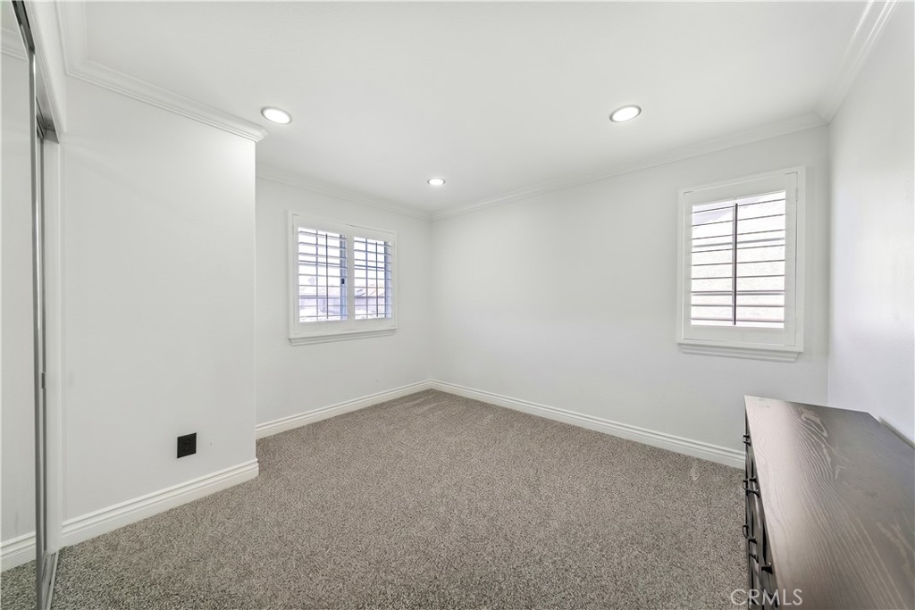 5530 Samantha Property Photo 31