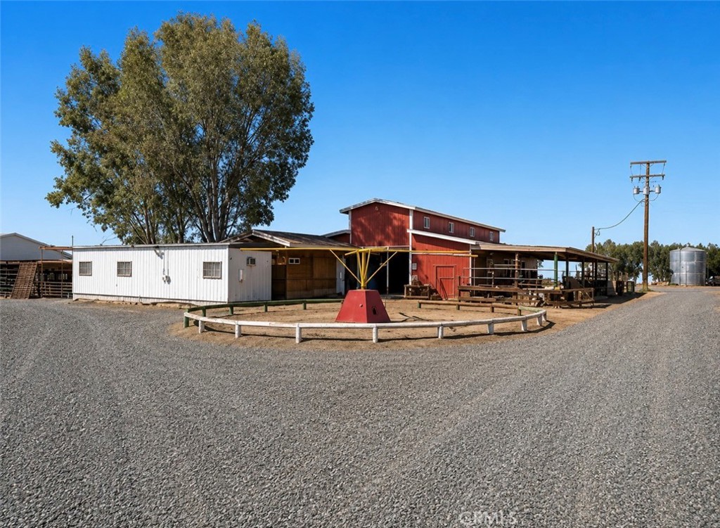 34338 Nevis Property Photo 5