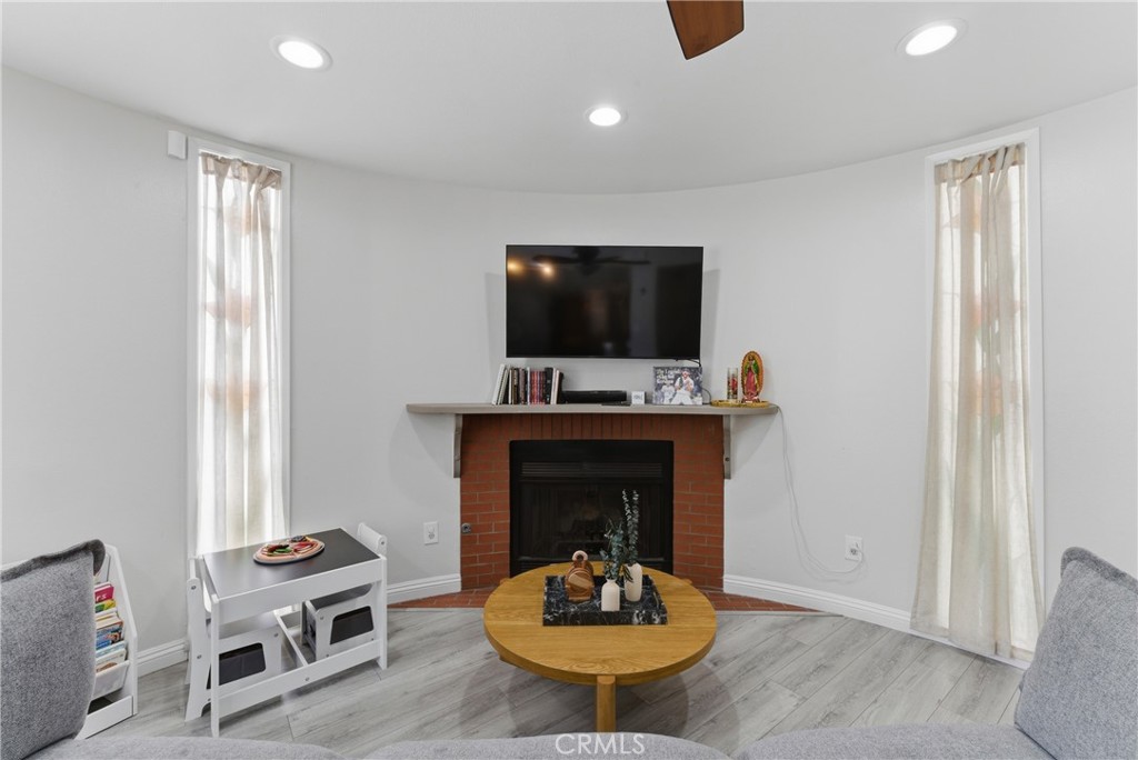 1307 Shadow Lane D Property Photo 5