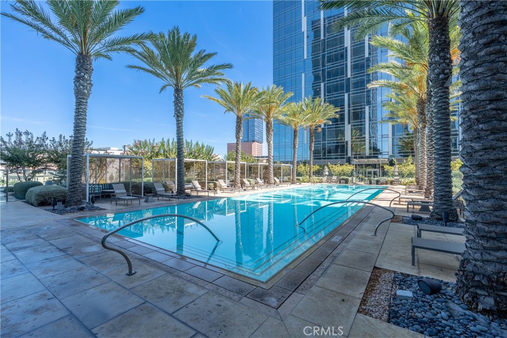 877 Francisco Street 819 Property Photo 19