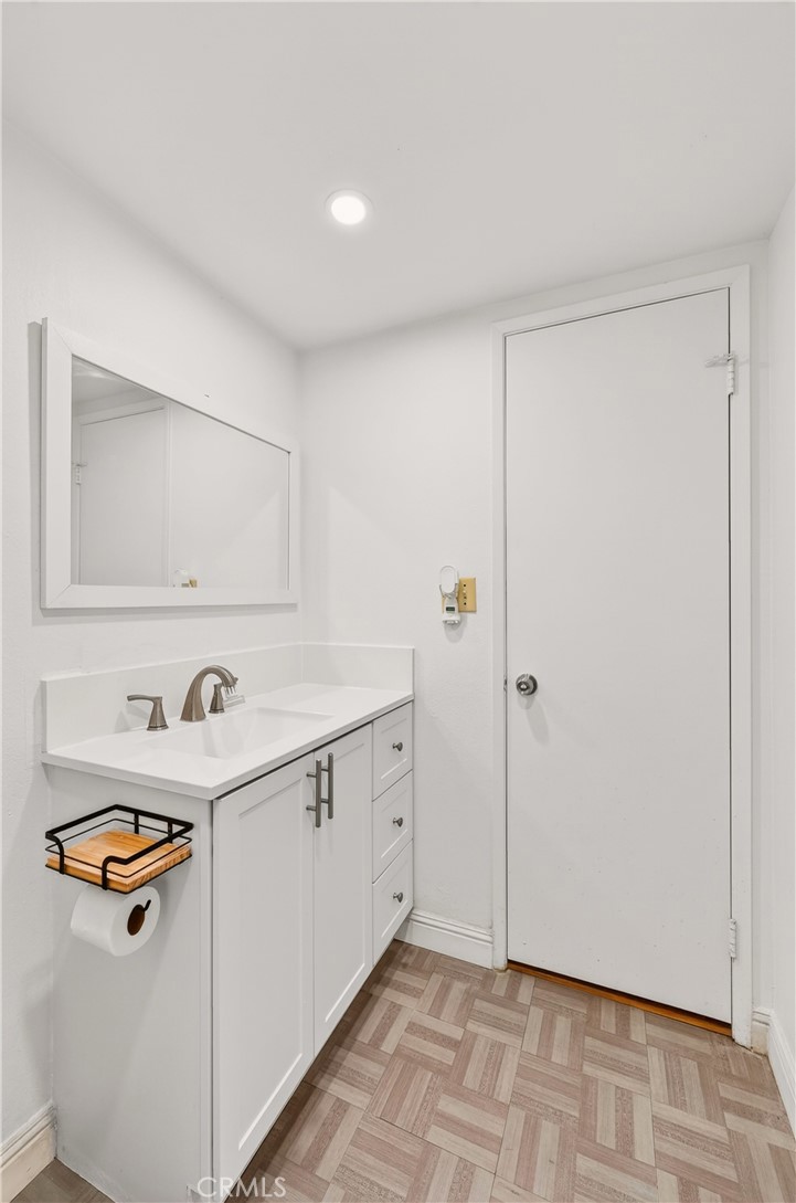 11915 Inez #12 Property Photo 17