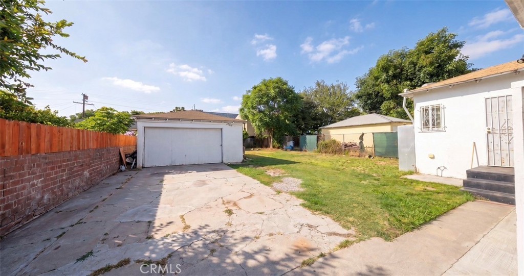 511 N Chester Property Photo 9