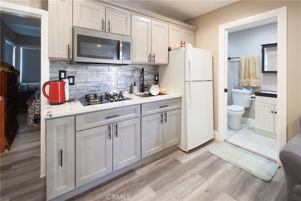 222 F Street Property Photo 8