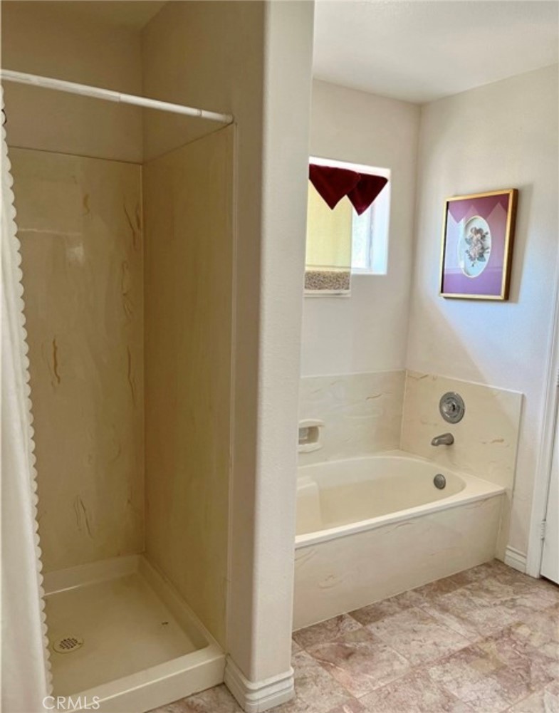 17695 Linden St Property Photo 17