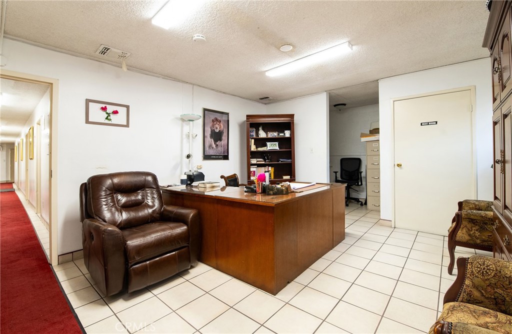 147 E Rosecrans Avenue Property Photo 26