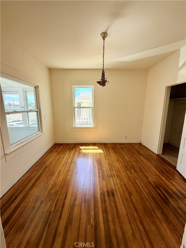 331 Adeline St Property Photo 6