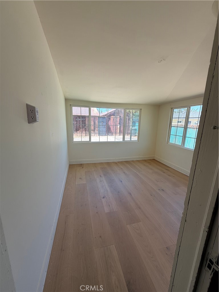 331 Adeline St Property Photo 12