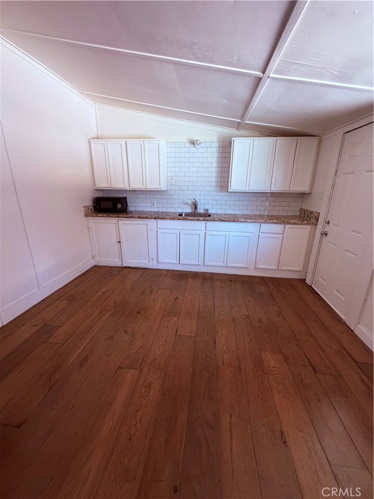 331 Adeline St Property Photo 16