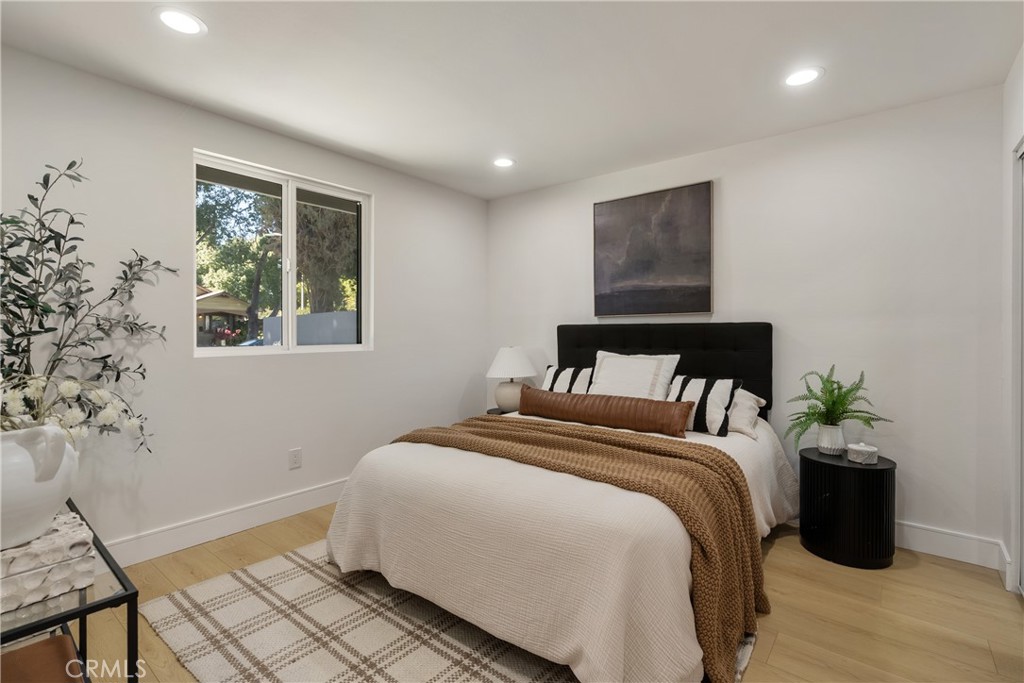 2706 S Cochran Street Property Photo 18