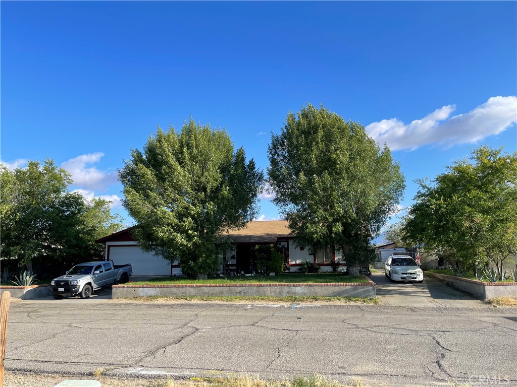 17244 Newmont Ave Property Photo 2