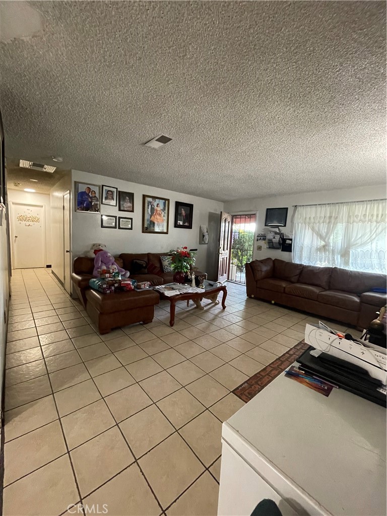 17244 Newmont Ave Property Photo 14