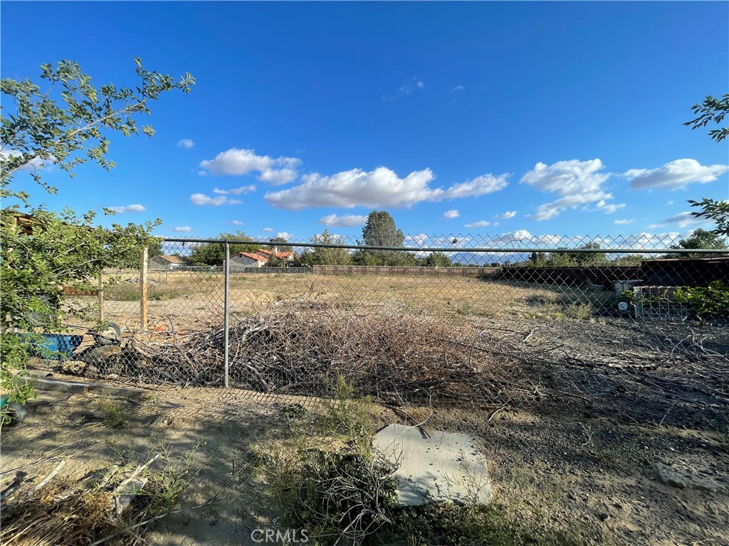 17244 Newmont Ave Property Photo 24