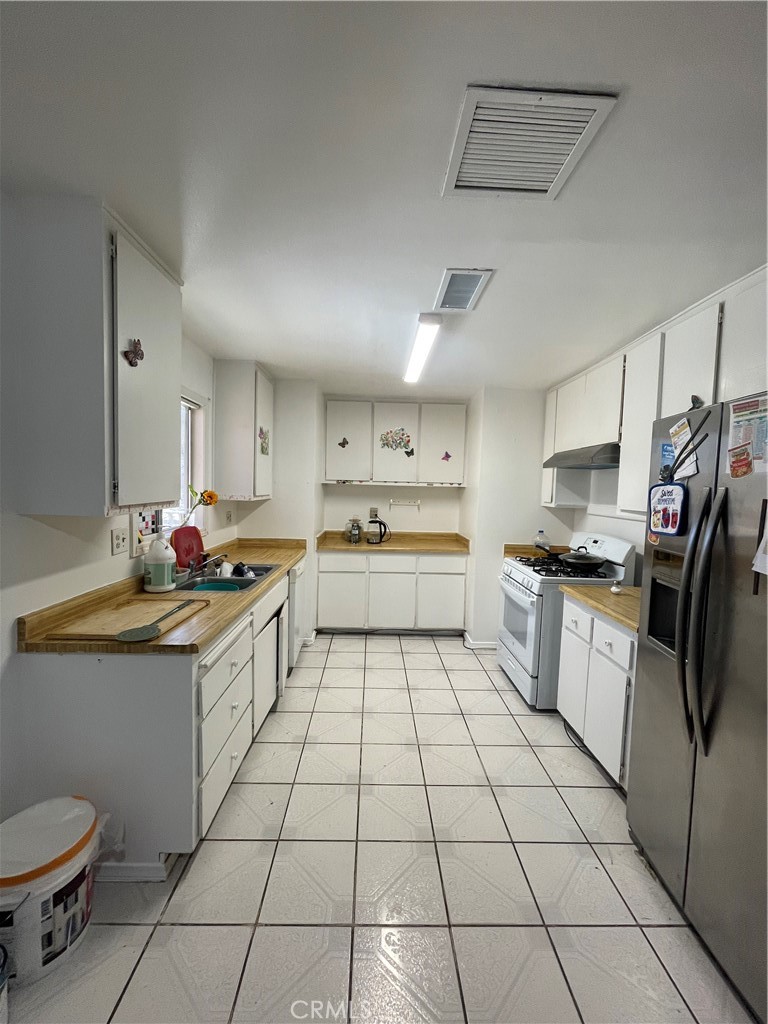 17244 Newmont Ave Property Photo 32