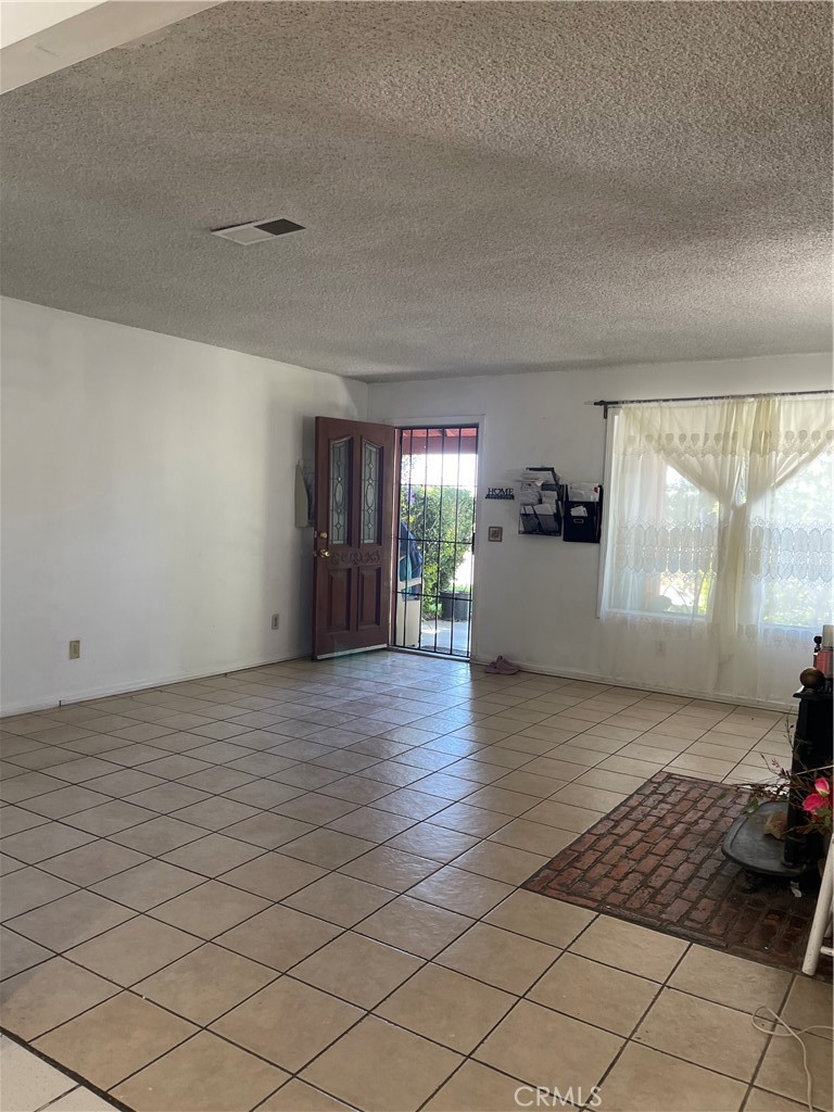 17244 Newmont Ave Property Photo 34