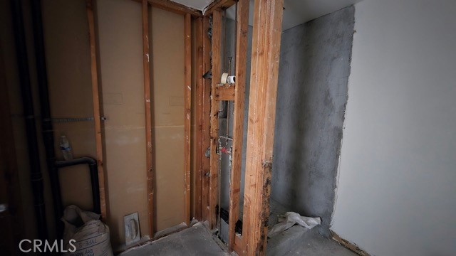 2929 Waverly Apt # 213 Property Photo 9