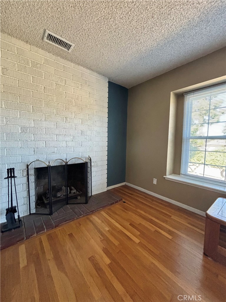 963 Ameluxen Ave Property Photo 7