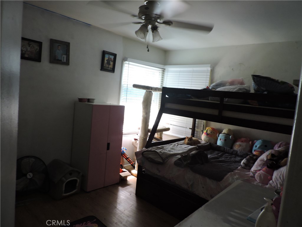 4929 Coldbrook Avenue Property Photo 5