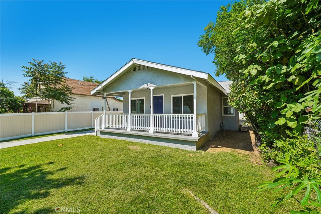 2743 12th Street Property Photo 6