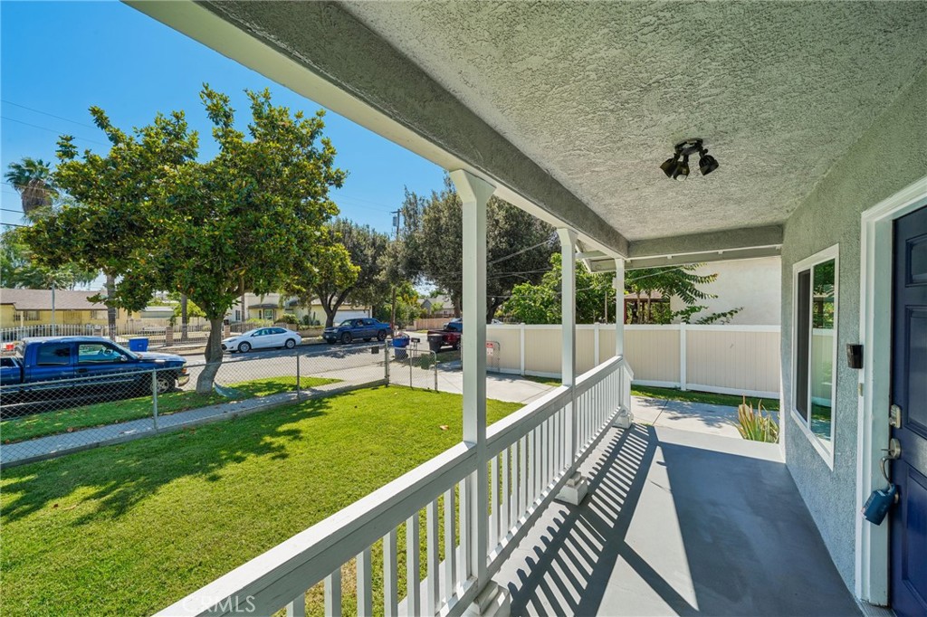 2743 12th Street Property Photo 7