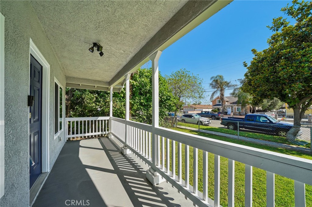 2743 12th Street Property Photo 8