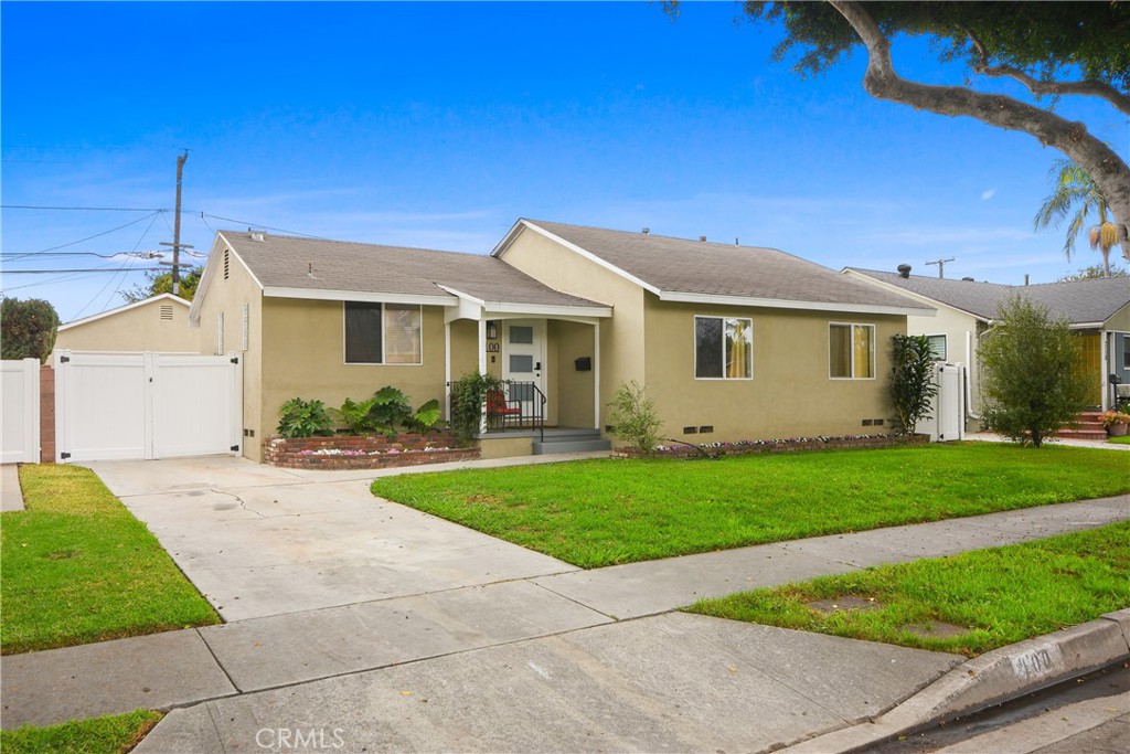 100 W Bort Street Property Photo 1