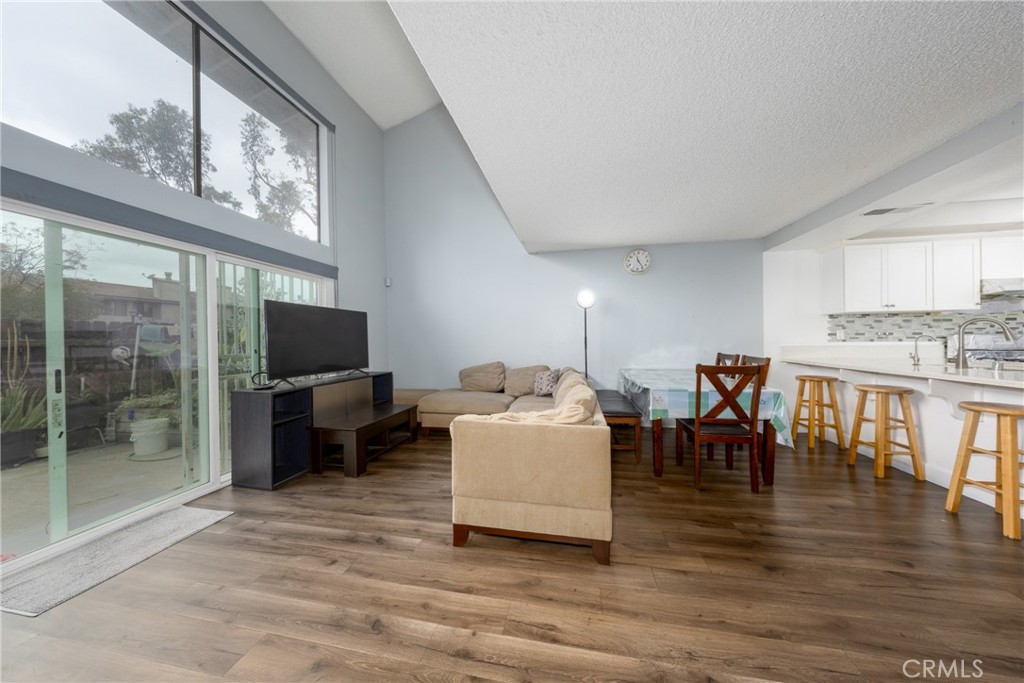 861 S Mountain Property Photo 3