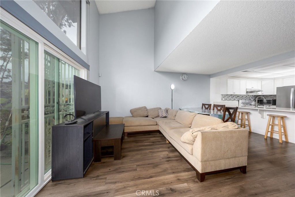 861 S Mountain Property Photo 4