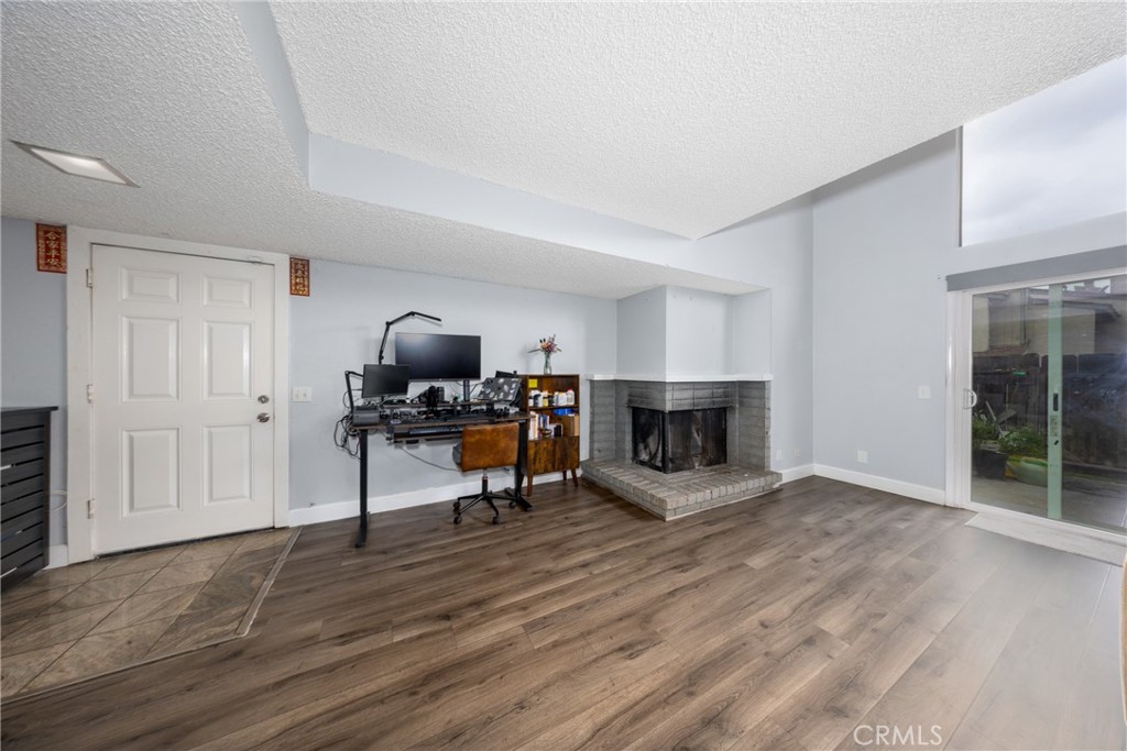 861 S Mountain Property Photo 5