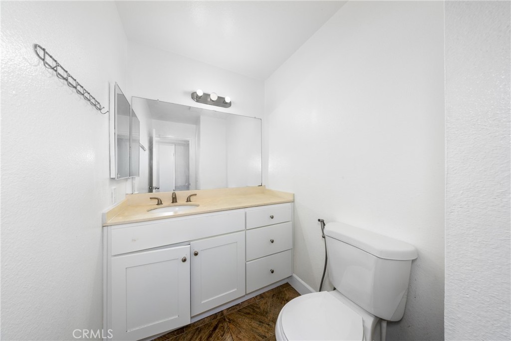 861 S Mountain Property Photo 11