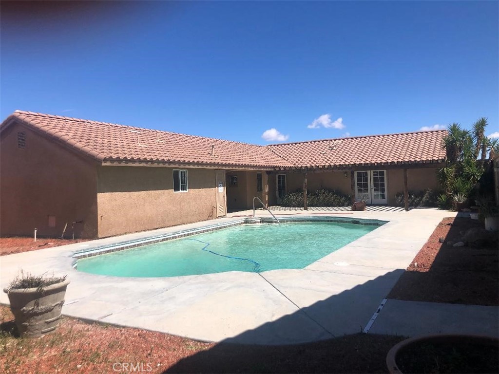 16716 Hacienda Avenue Property Photo 8