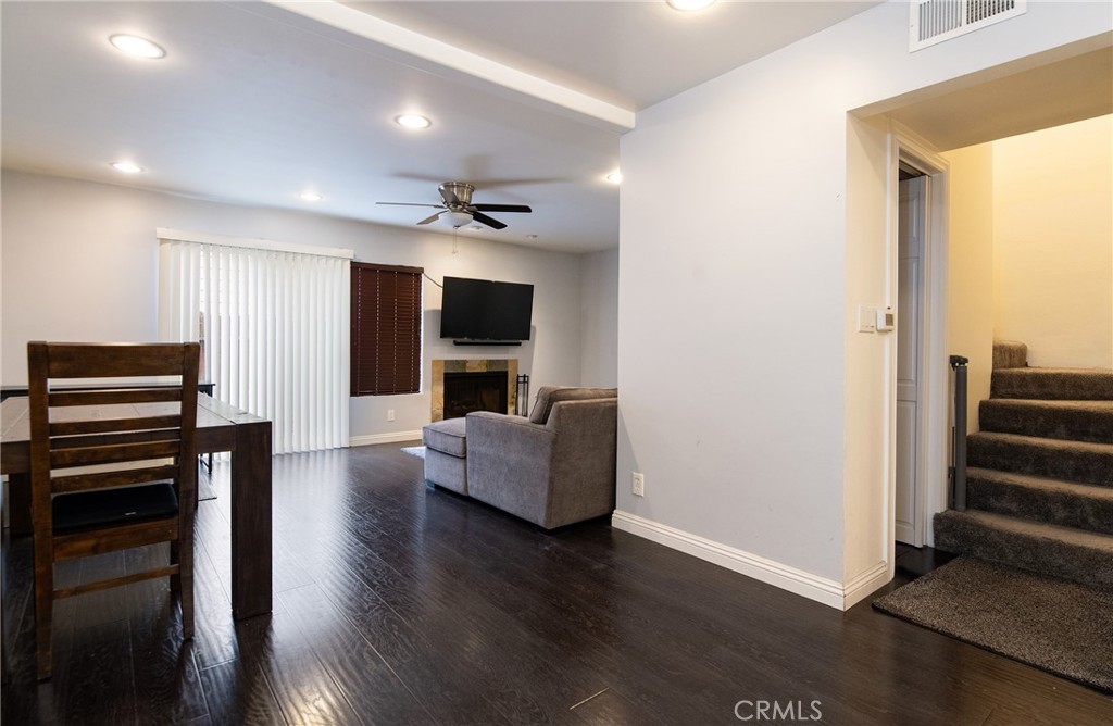 640 W Lambert 35 Property Photo 12
