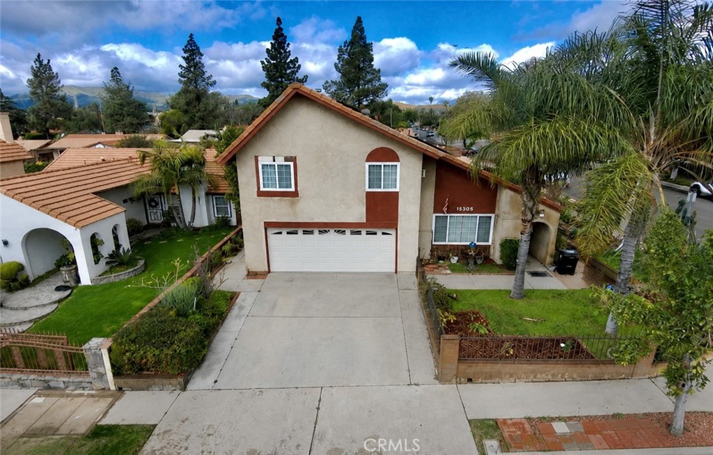15305 La Valle Property Photo 1