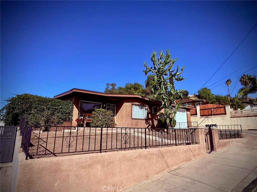 3935 Gayle Property Photo 1