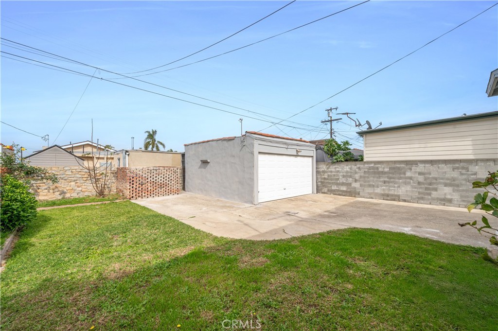 2049 W 71st Street Property Photo 31