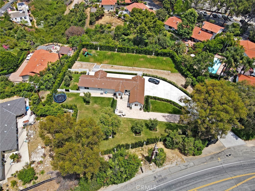 3808 Palos Verdes E Property Photo