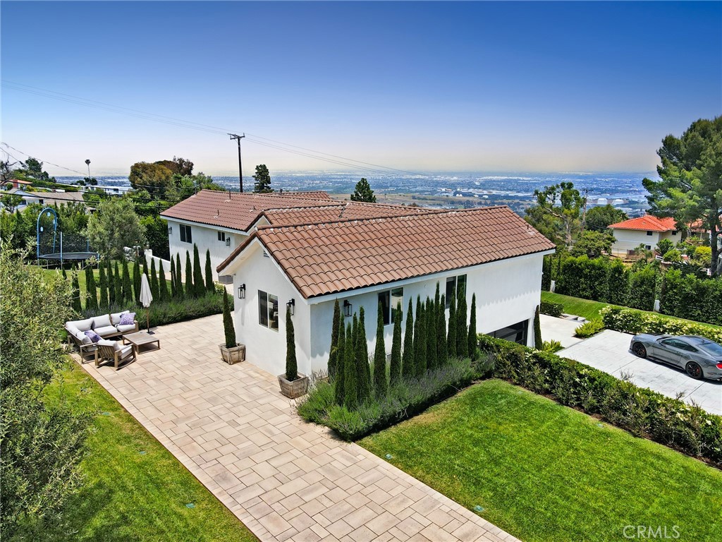 3808 Palos Verdes E Property Photo 2