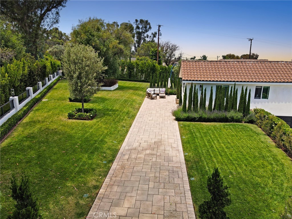 3808 Palos Verdes E Property Photo 3