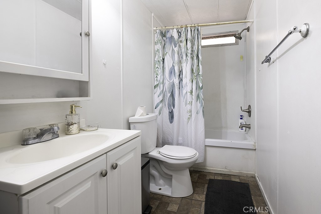 4901 Green River Road 125 Property Photo 12