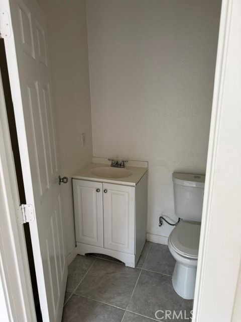 300 E 42nd Place Property Photo 15