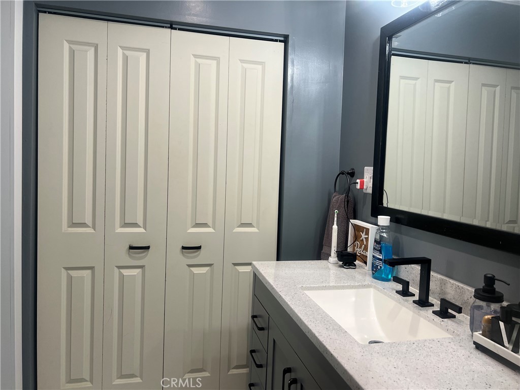 9940 Haines Canyon Avenue Property Photo 33